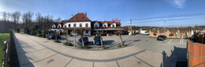 Hotel August